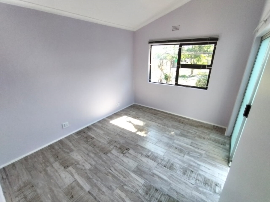 To Let 3 Bedroom Property for Rent in Loucharmante Western Cape
